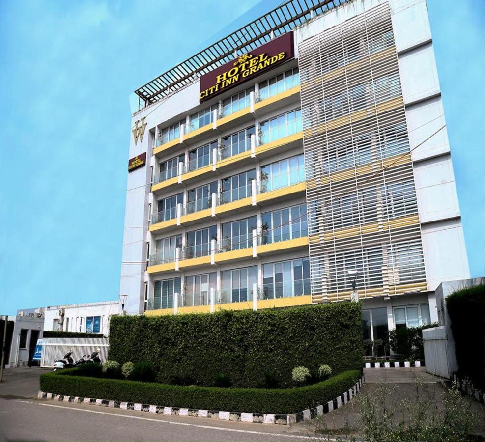 Hotel Citi Inn Grande Zirakpur المظهر الخارجي الصورة